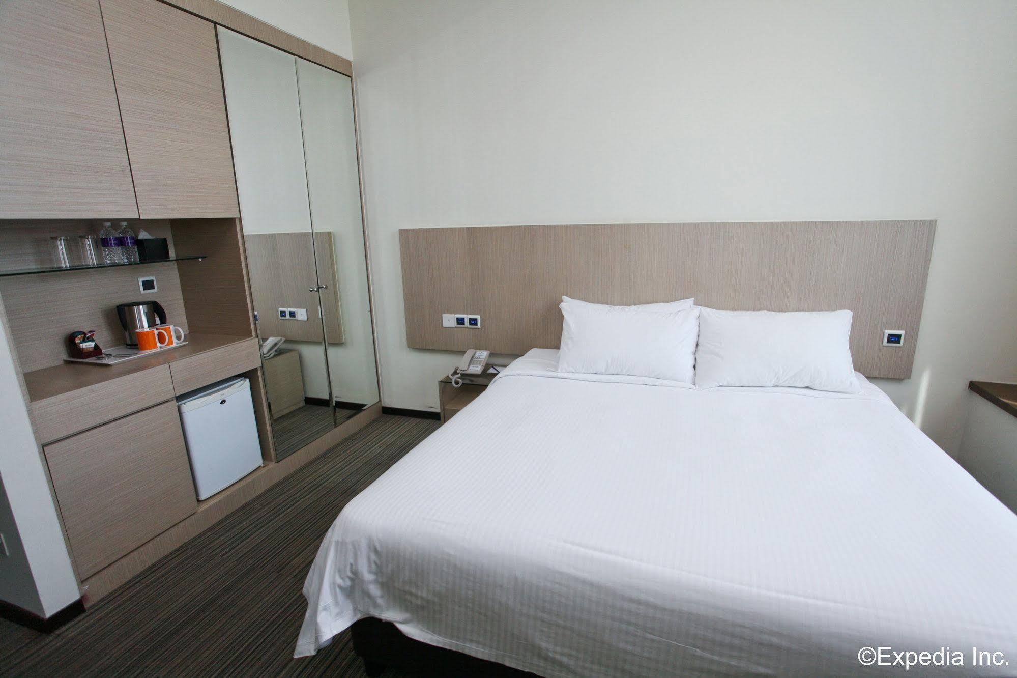 Aqueen Hotel Lavender Singapur Dış mekan fotoğraf